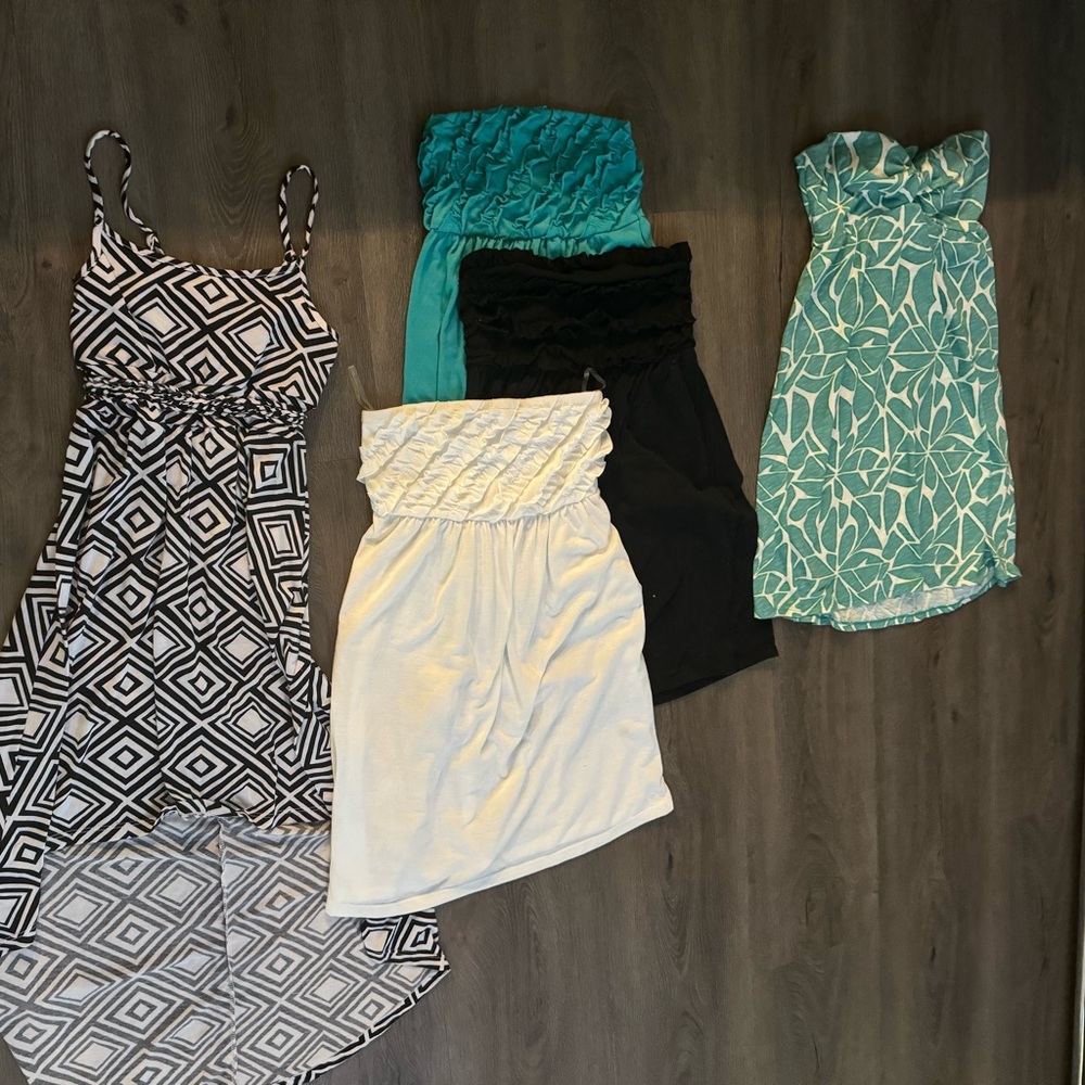 7 super cute Sundresses/skirts - super cute summer clothing size small